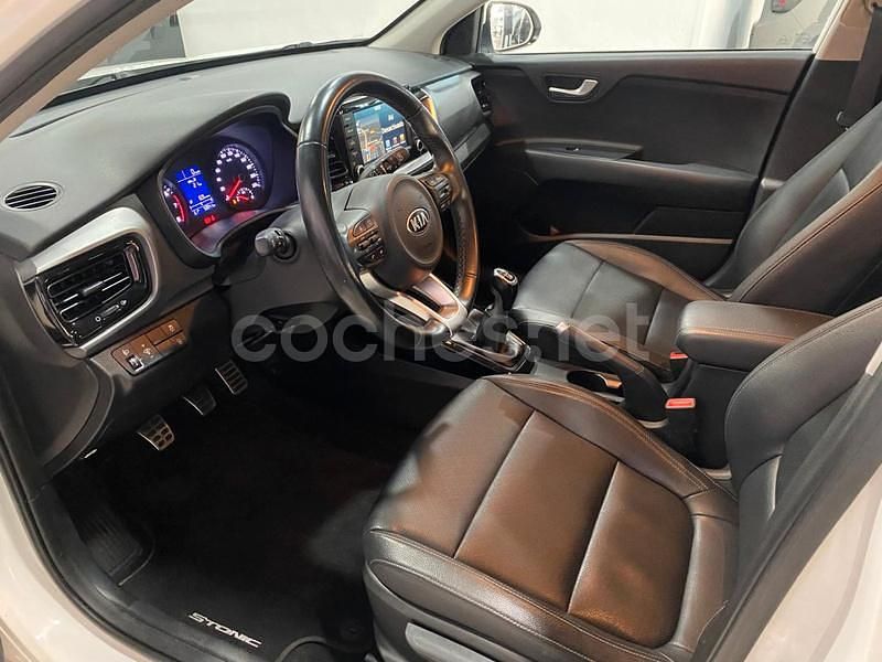 Usado Kia Stonic 100 CV (73 kW) 2020 Blanco SUV