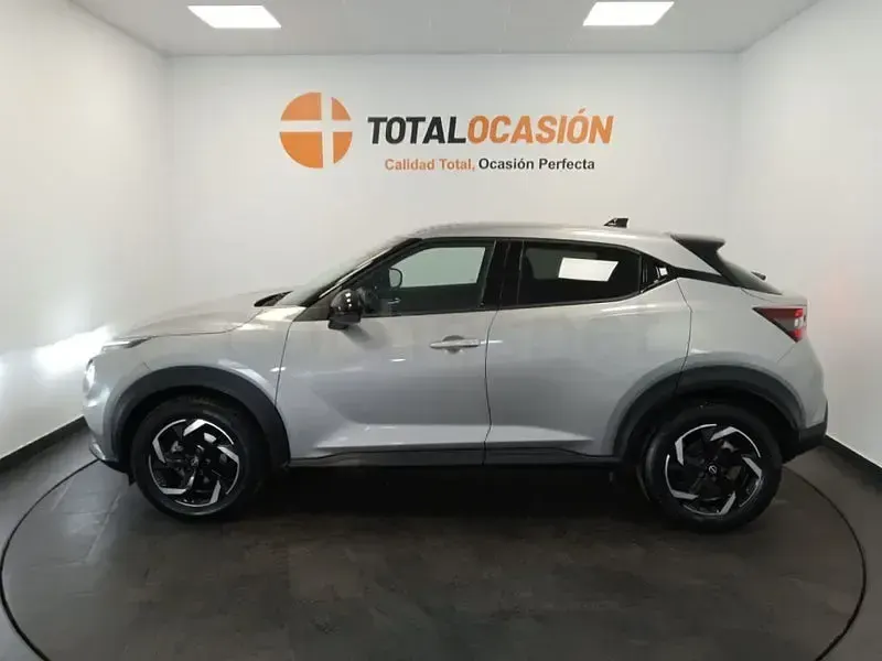 Usado Nissan Juke N-Connecta 114 CV (83 kW) 2024 Gris / plata SUV