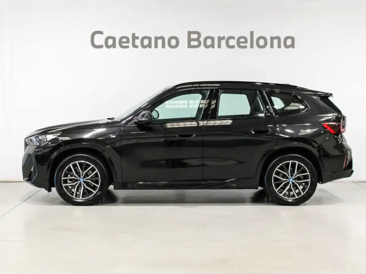 Usado BMW X1 Comfort Edition 245 CV (180 kW) 2025 Negro SUV