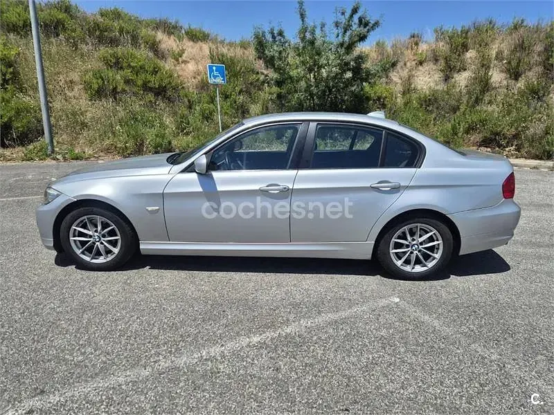 Usado BMW 320 177 CV (130 kW) 2011 Gris / plata Berlina