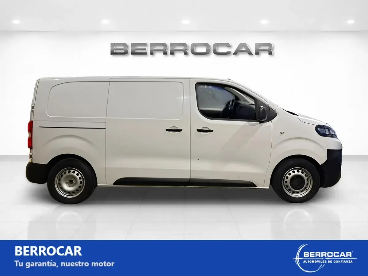 Usado Citroën Jumpy 102 CV (75 kW) 2023 Blanco Monovolumen