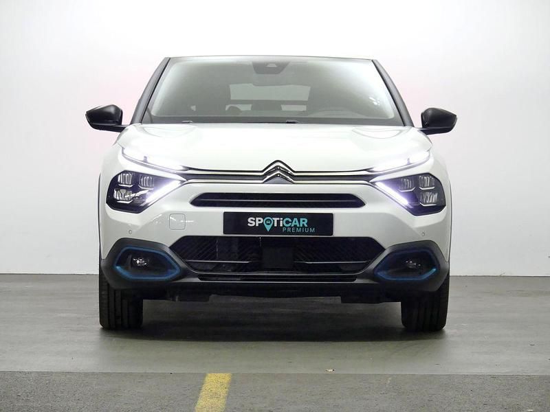 Usado Citroën e-C4 Shine 100 kW (136 CV) 2021 Blanco Utilitario