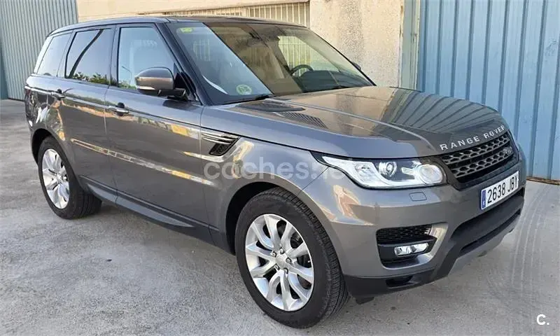 Usado Land Rover Range Rover SE 258 CV (189 kW) 2015 Gris / plata SUV
