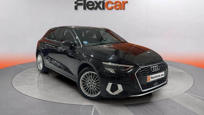 Usado Audi A3 S-Line 110 HP (80 kW) 2022 Preto Sedan