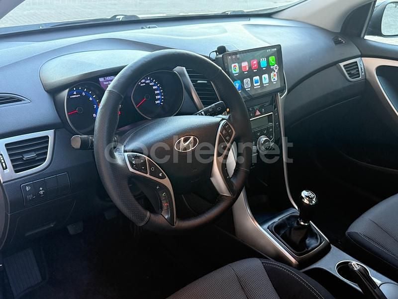 Usado Hyundai i30 100 CV (73 kW) 2013 Negro Berlina