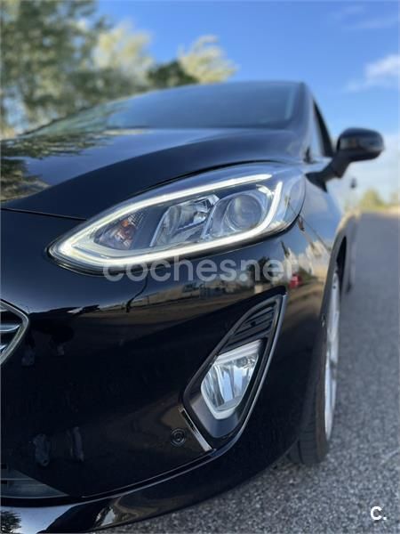 Negro Usado 2017 Ford Fiesta ST-Line Utilitario | 10.890 € (Precio justo) - Imagen 1/4