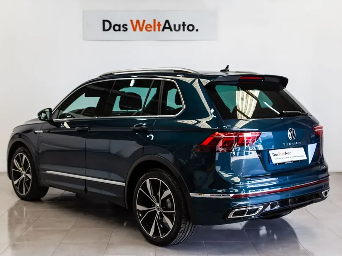 Usado VW Tiguan R-line 150 CV (110 kW) 2022 Azul SUV