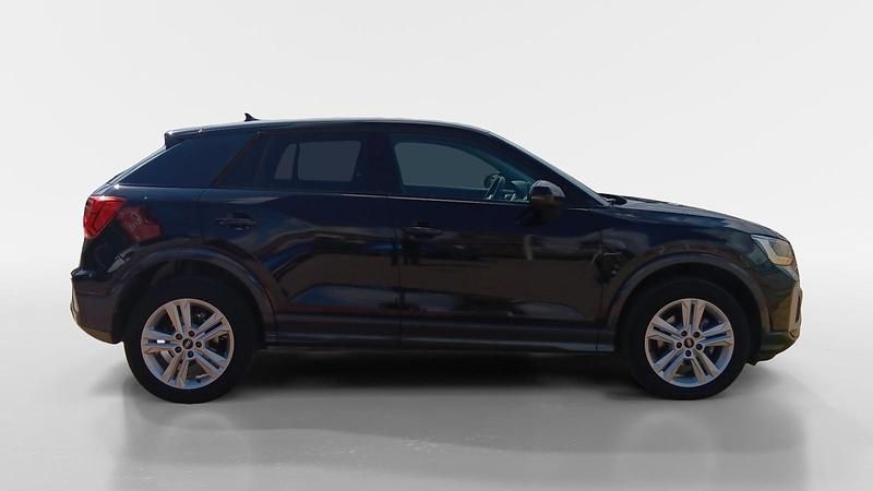 Usado Audi Q2 Advanced Plus 116 CV (85 kW) 2022 Negro SUV