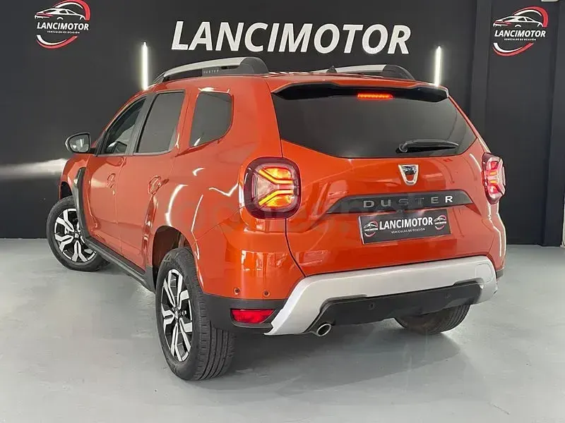 Usado Dacia Duster Prestige 115 CV (84 kW) 2019 Naranja SUV