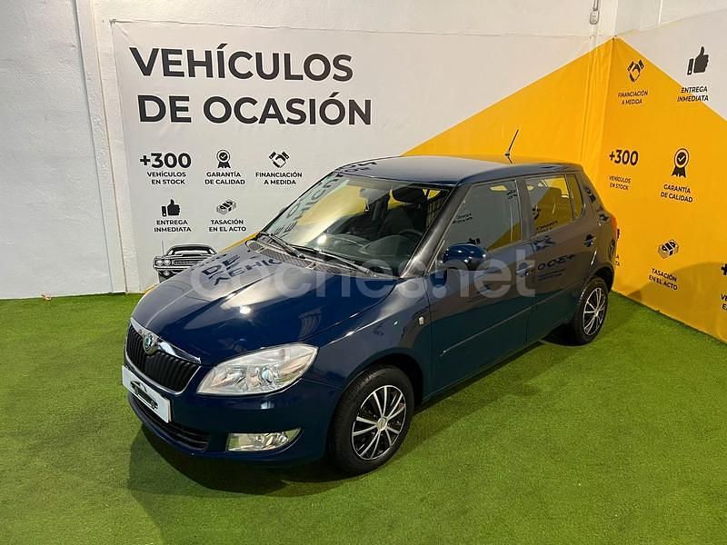 Azul Usado 2012 Skoda Fabia Ambition Utilitario | 5990 € (Precio justo) - Imagen 1/4