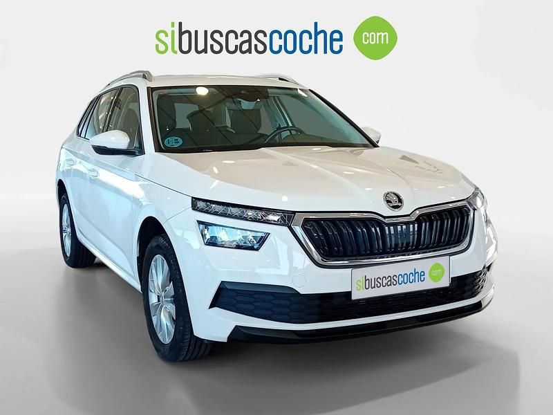 Usado Skoda Kamiq Ambition 110 CV (80 kW) 2021 Blanco SUV
