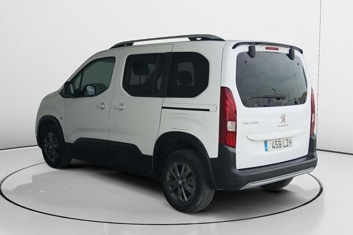 Usado Peugeot Rifter Allure 131 CV (96 kW) 2022 Monovolumen