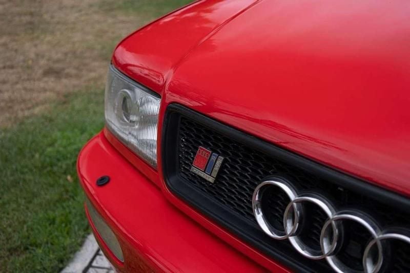 Usado Audi RS2 317 CV (233 kW) 1994 Rojo Familiar