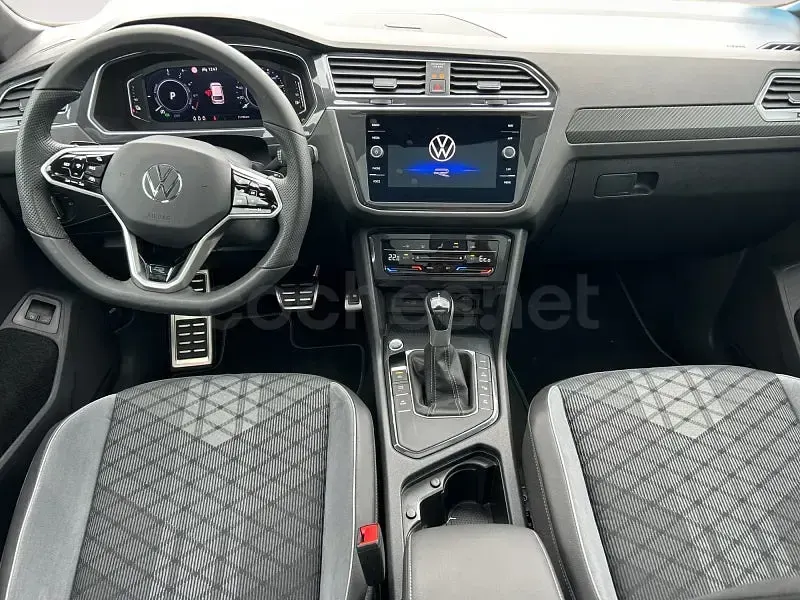 Usado VW Tiguan R-line 245 CV (180 kW) 2023 Blanco SUV