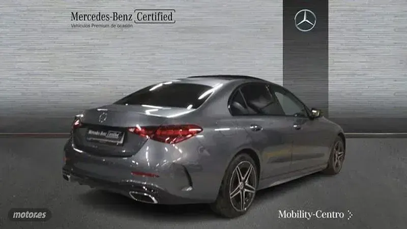 Usado Mercedes C300 312 CV (229 kW) 2024 Gris Berlina
