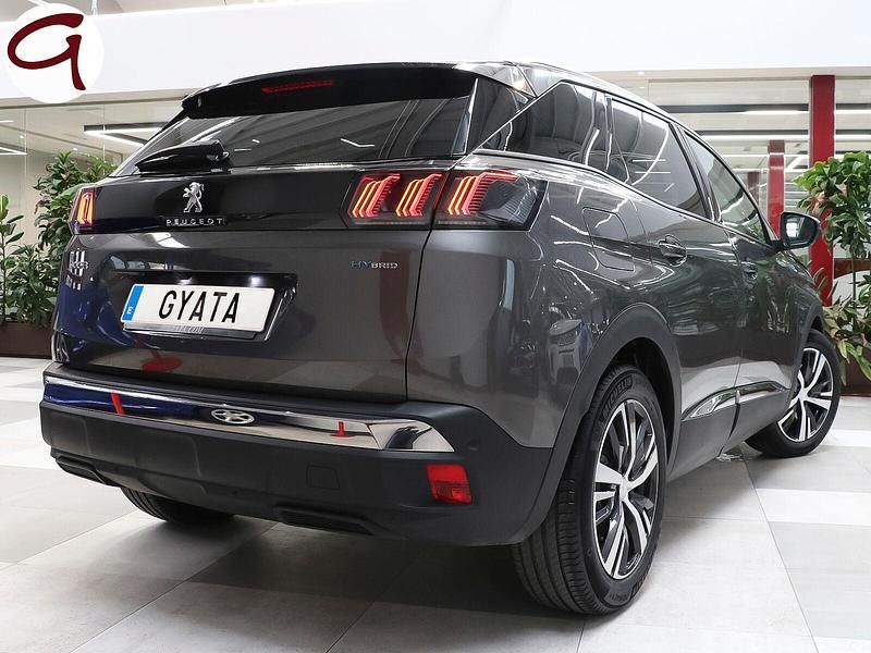 Usado Peugeot 3008 Allure 225 CV (165 kW) 2022 Gris SUV