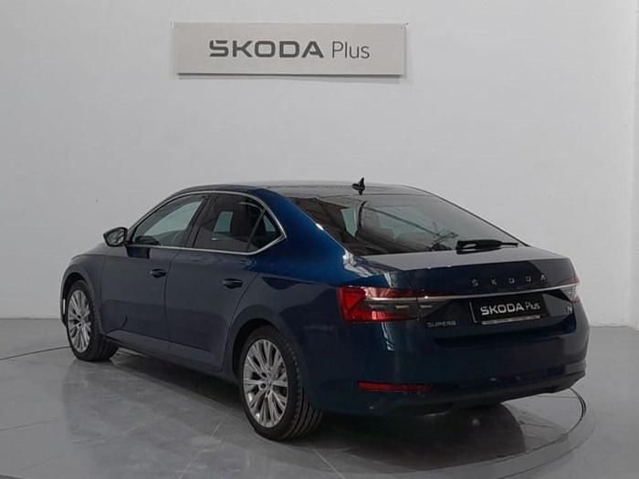 Azul Usado 2021 Skoda Superb Style Berlina | 21.900 € (Precio justo) - Imagen 1/4