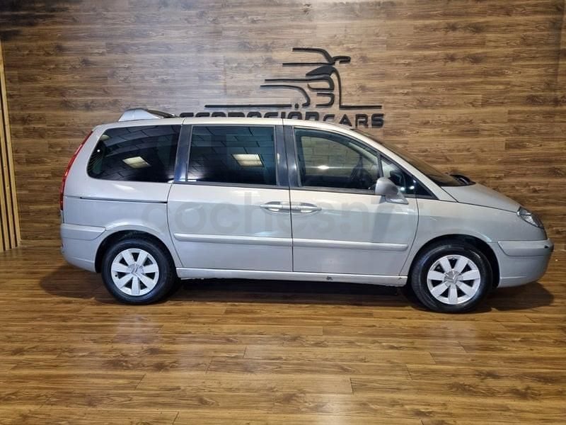 Usado Citroën C8 Exclusive 130 CV (95 kW) 2005 Gris / plata Monovolumen