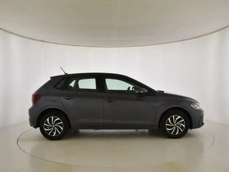 Usado VW Polo Life 95 CV (69 kW) 2024 Gris/plata