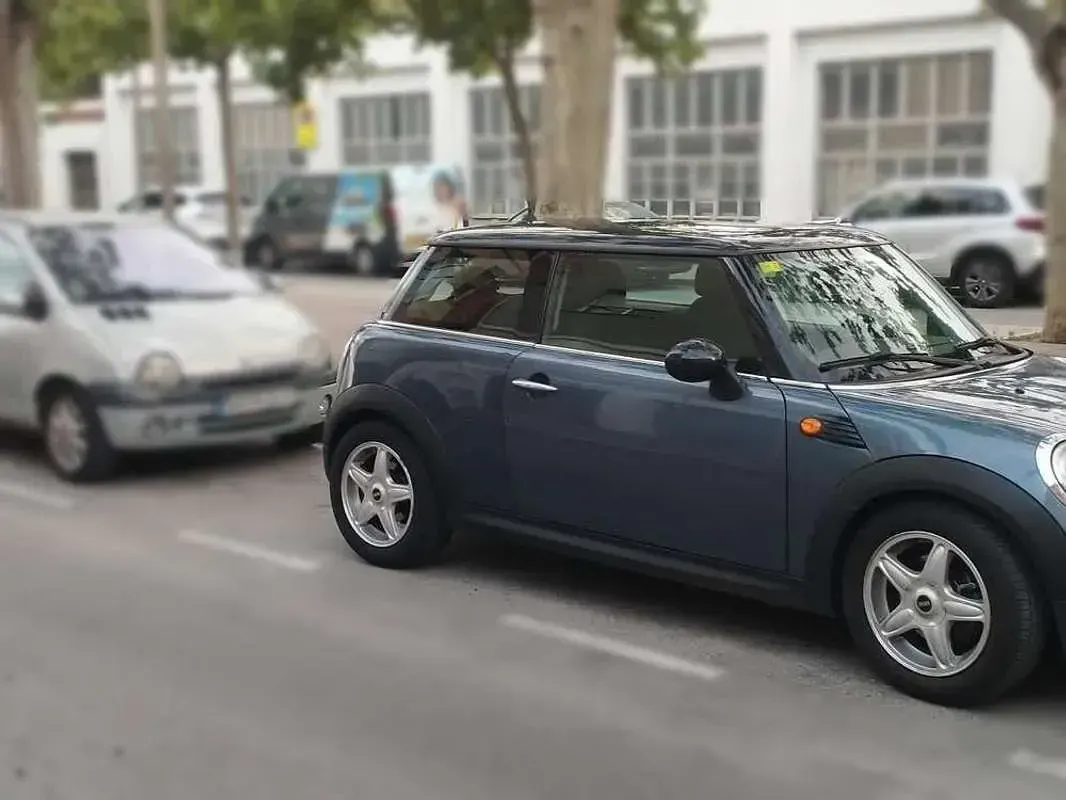 Usado Mini Cooper 120 CV (88 kW) 2010 Azul Utilitario