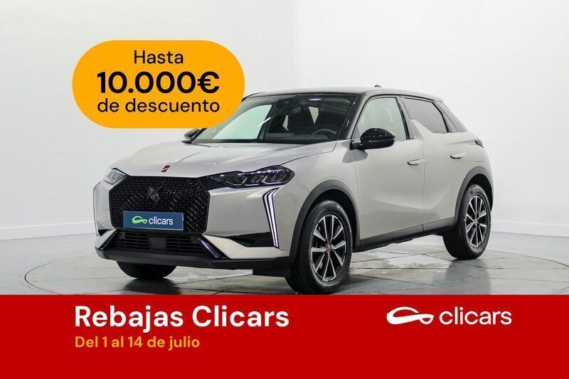 Gris Usado 2024 DS Automobiles DS3 Crossback Performance SUV | 23.490 € (Un poco caro) - Imagen 1/4