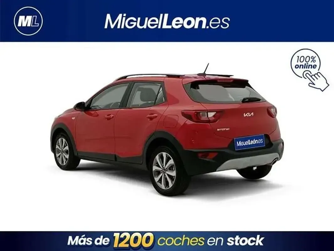 Usado Kia Stonic 101 CV (74 kW) 2025 Rojo SUV