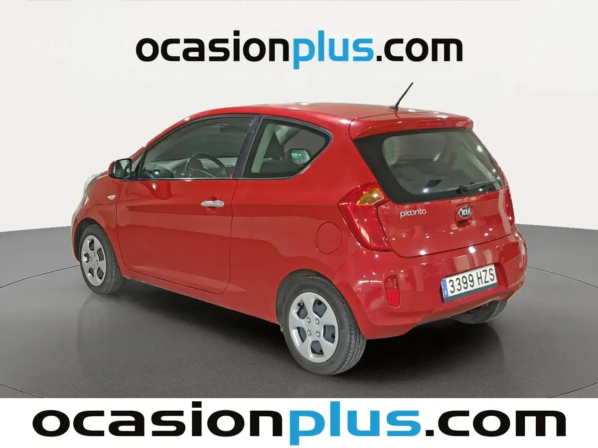 Usado Kia Picanto 69 CV (50 kW) 2014 Rojo Utilitario