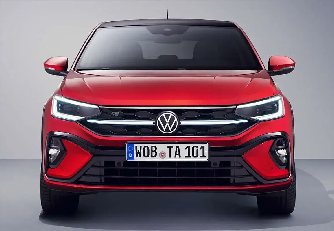 Usado VW Taigo R-line 150 CV (110 kW) 2022 Gris SUV
