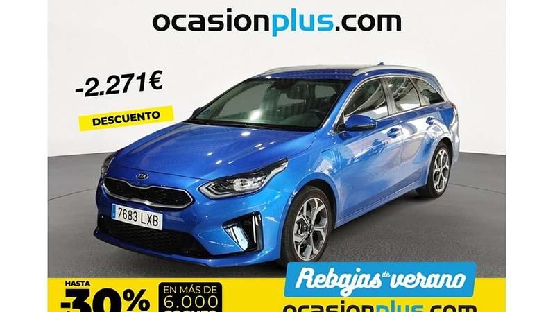 Azul Usado 2022 Kia Ceed Familiar | 22.719 € (Un poco caro) - Imagen 1/4