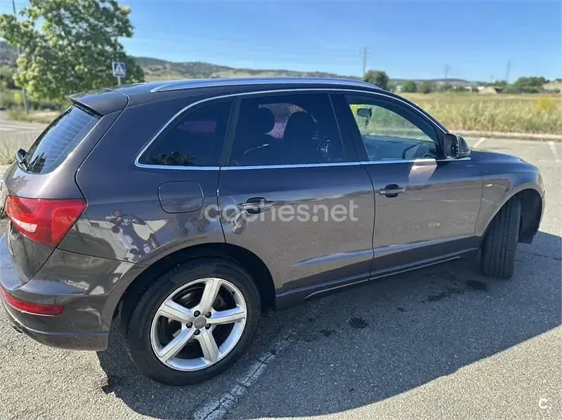 Usado Audi Q5 Premium 211 CV (155 kW) 2010 Gris / plata SUV