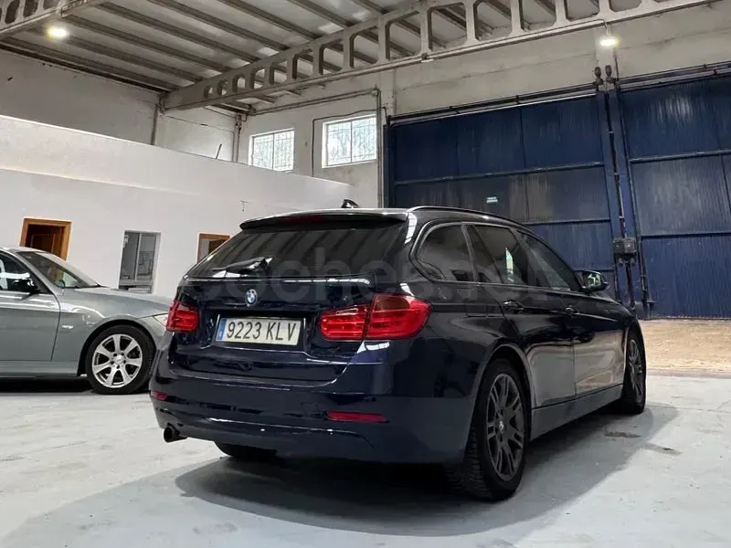Usado BMW 318 Gran Turismo Sport Line 143 CV (105 kW) 2013 Azul Berlina