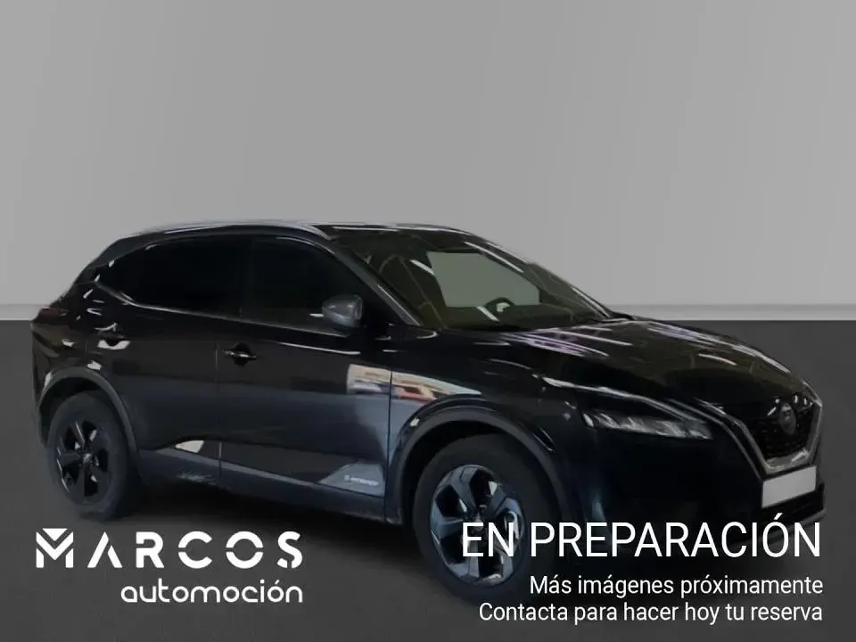 Begagnad Nissan Qashqai Black Edition 190 HK (139 kW) 2024 SUV