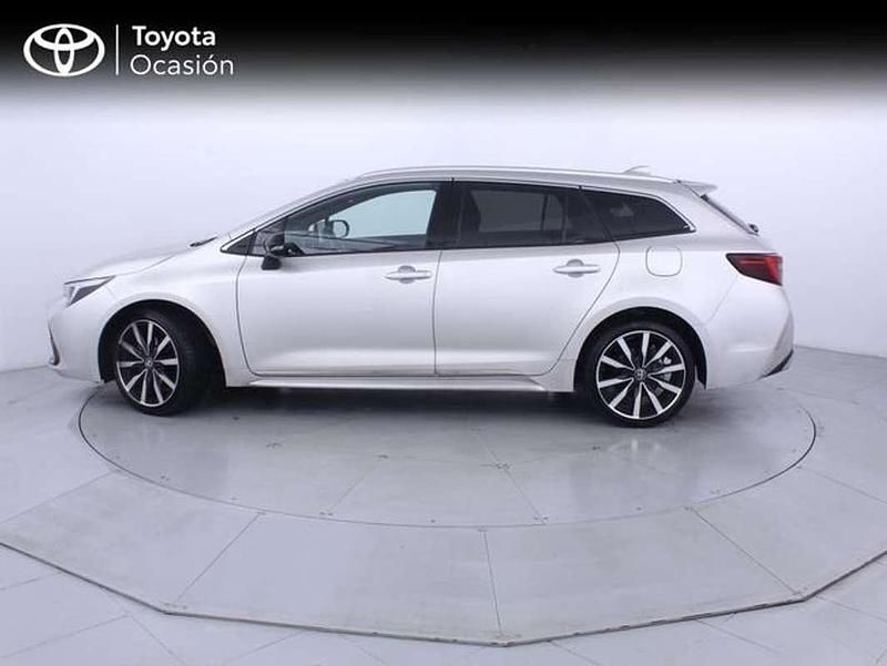 Usado Toyota Corolla Edition 177 CV (130 kW) 2025 Plateado Familiar