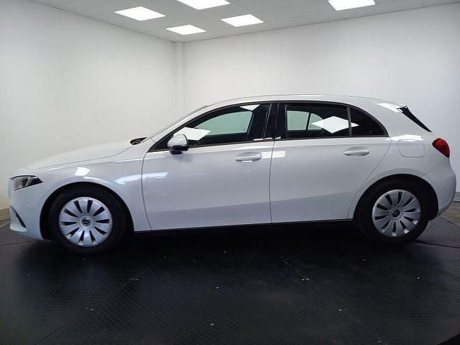 Usado Mercedes A160 110 CV (80 kW) 2021 Blanco Utilitario