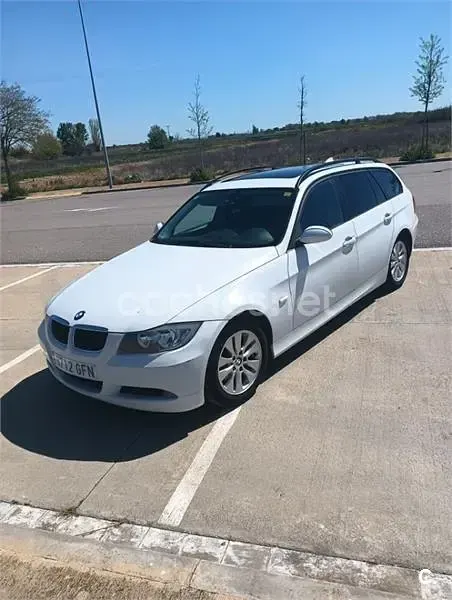 Usado BMW 320 150 CV (110 kW) 2005 Blanco Familiar