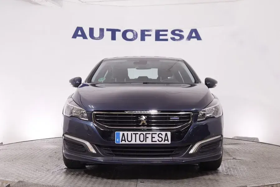 Usado Peugeot 508 Active 150 CV (110 kW) 2015 Azul Berlina