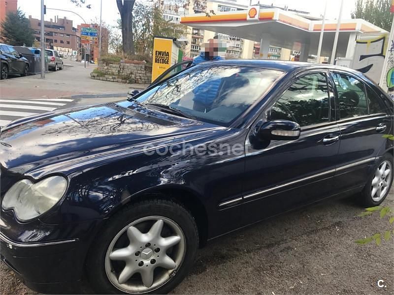 Usado Mercedes C240 Elegance 170 CV (125 kW) 2000 Azul Berlina