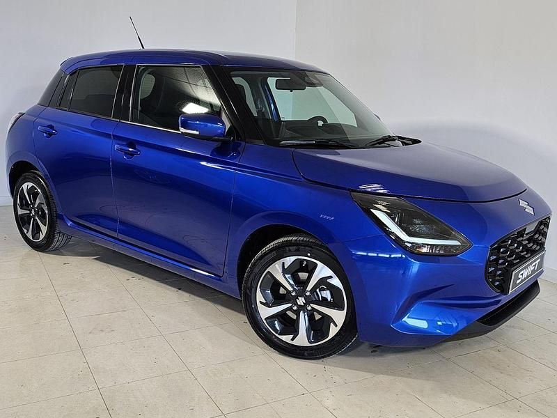 Usado Suzuki Swift 82 CV (60 kW) 2024 Azul Utilitario