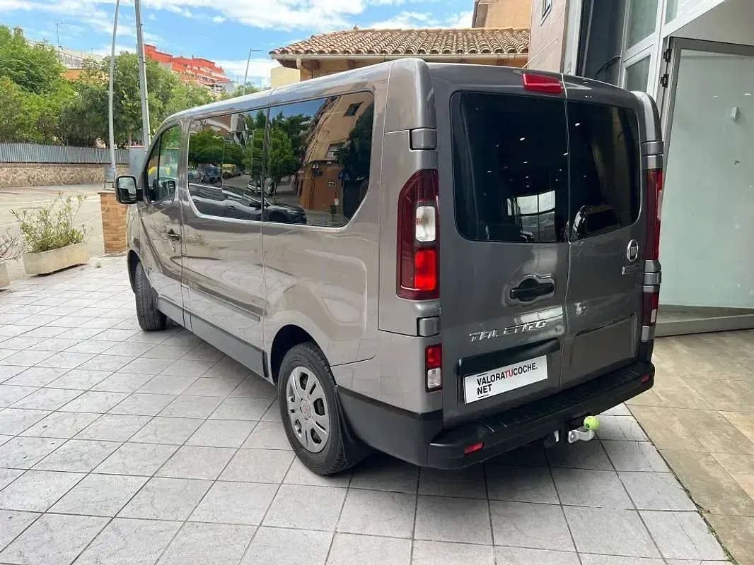 Usado Fiat Talento 125 CV (91 kW) 2018 Gris Monovolumen