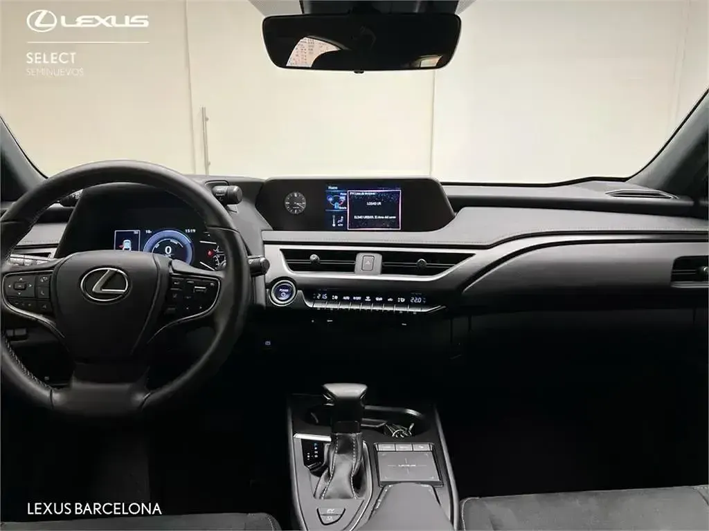 Usado Lexus UX 250h 184 CV (135 kW) 2022 Blanco SUV