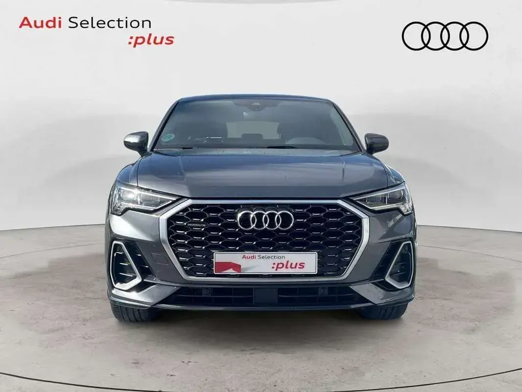 Usado Audi Q3 Sportback S-Line 200 CV (147 kW) 2021 Gris / plata SUV