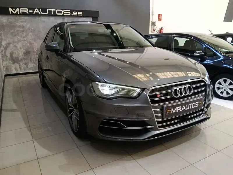 Usado Audi A3 Premium 310 CV (228 kW) 2016 Gris / plata Berlina