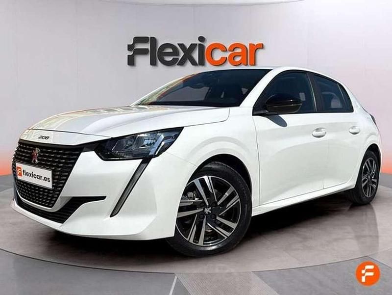 Usado Peugeot 208 Active 102 CV (75 kW) 2023 Blanco Utilitario