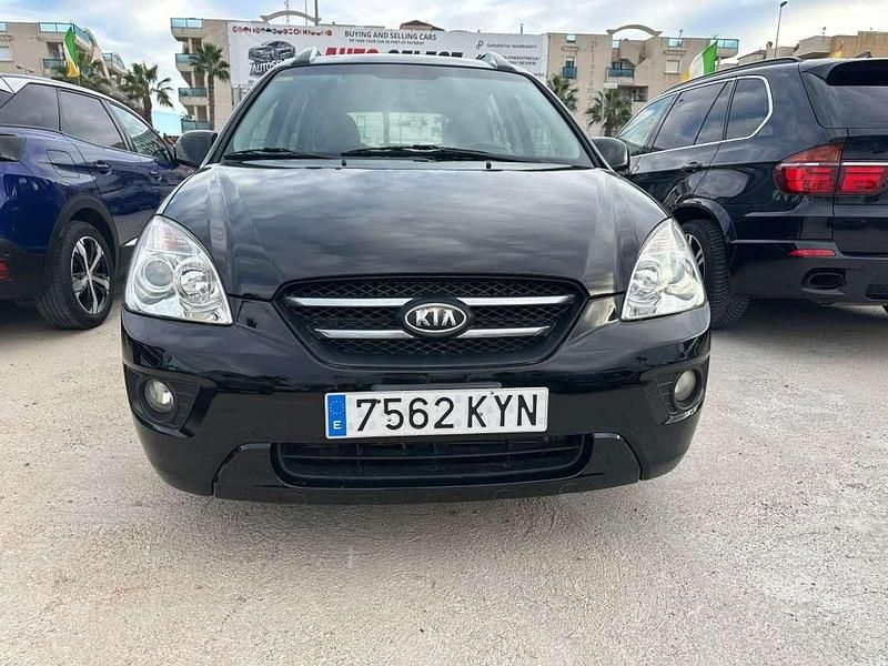 Usado Kia Carens 136 CV (100 kW) 2008 Negro Monovolumen
