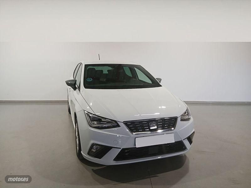 Blanco Usado 2025 Seat Ibiza XCELLENCE Berlina | 18.500 € (Precio justo) - Imagen 1/4