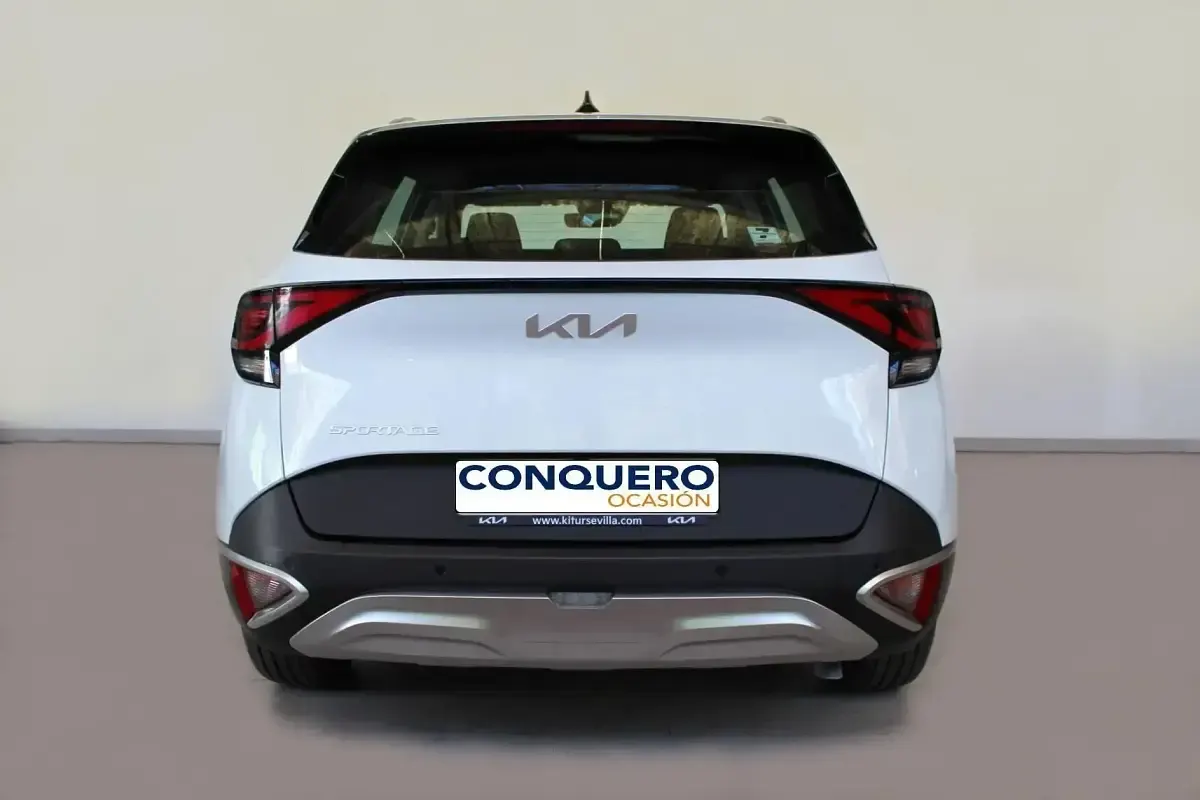 Käytetty Kia Sportage 136 HP (100 kW) 2024 Valkoinen Katumaasturi