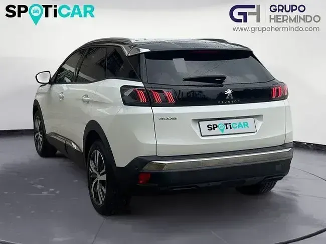 Usado Peugeot 3008 Allure 225 CV (165 kW) 2023 Blanco SUV