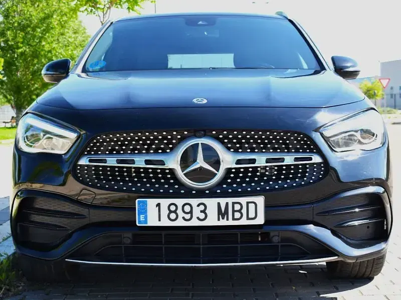 Brugt Mercedes GLA250 AMG line 218 HK (160 kW) 2022 Sort SUV