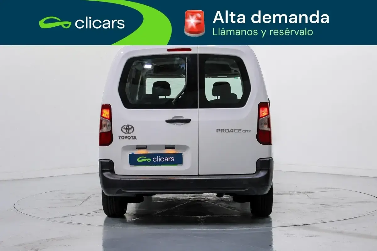 Usado Toyota Proace Verso Active 131 CV (96 kW) 2021 Azul Familiar