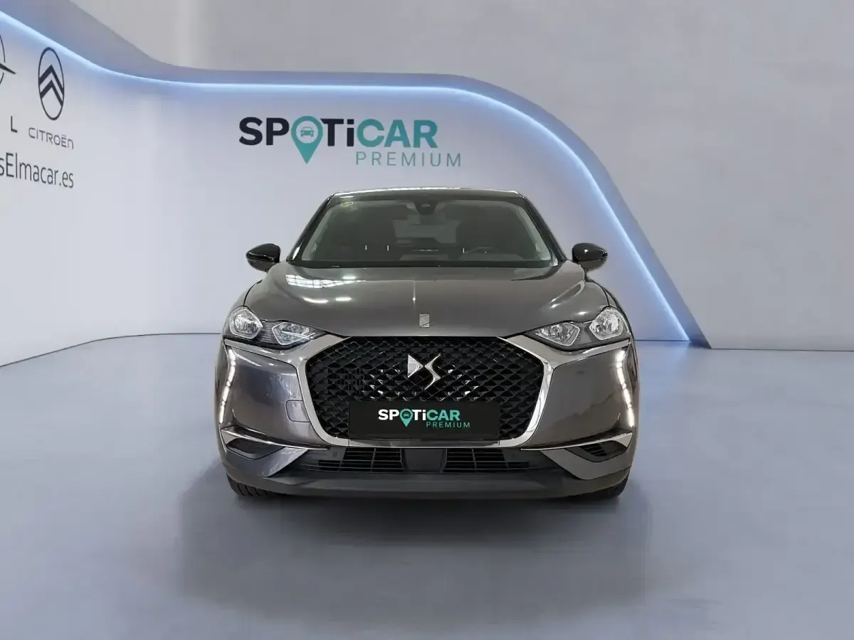 Usado DS Automobiles DS3 Crossback So Chic 100 CV (73 kW) 2020 Gris SUV